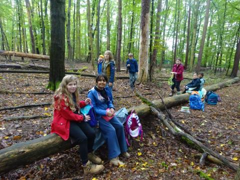 „Der Wald und wir“ – Waldtag der Klasse 3a